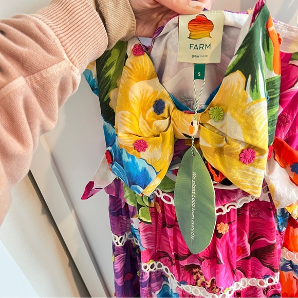 NWT FARM Rio Rainbow Chita Flower Midi Dress Size Small - Picture 9 of 11